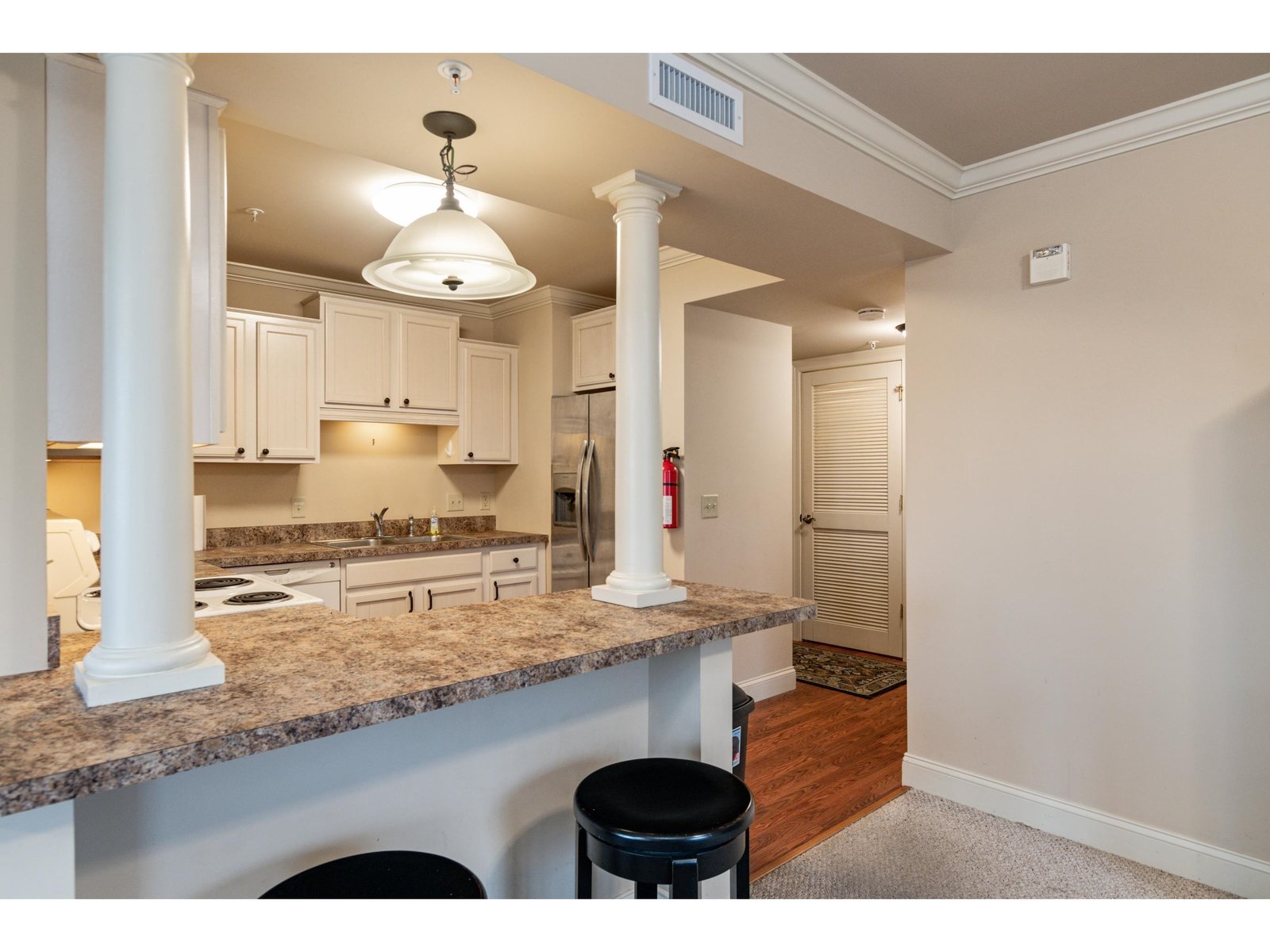 81 South Williams Street, Unit 202