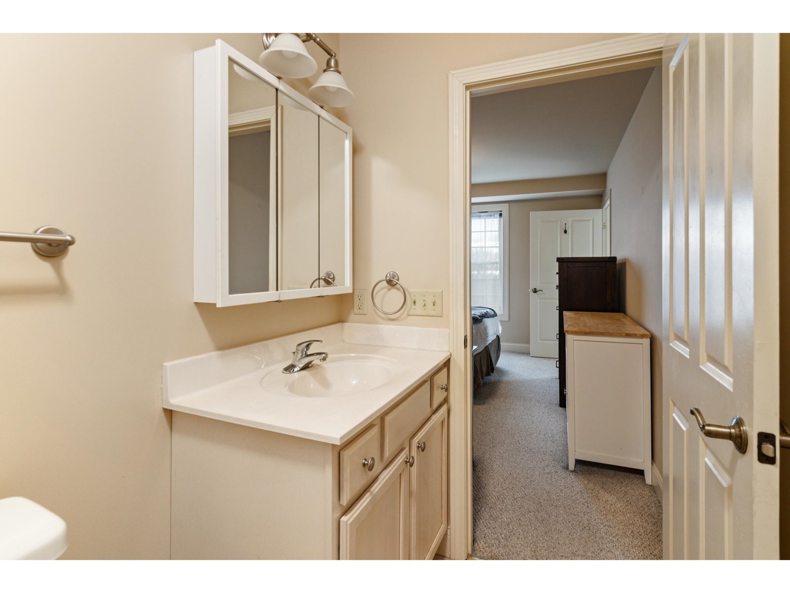 81 South Williams Street, Unit 202