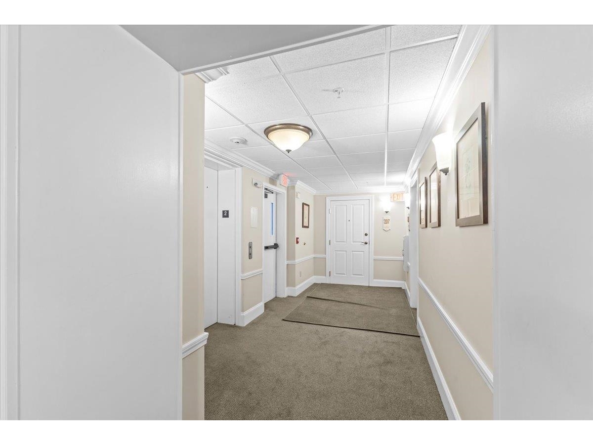81 South Williams Street, Unit 203