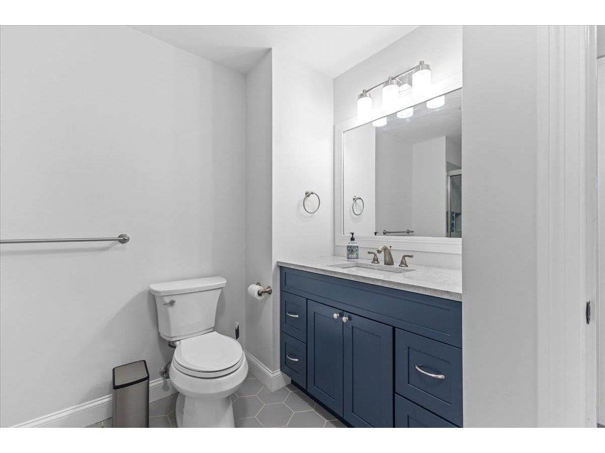 81 South Williams Street, Unit 203