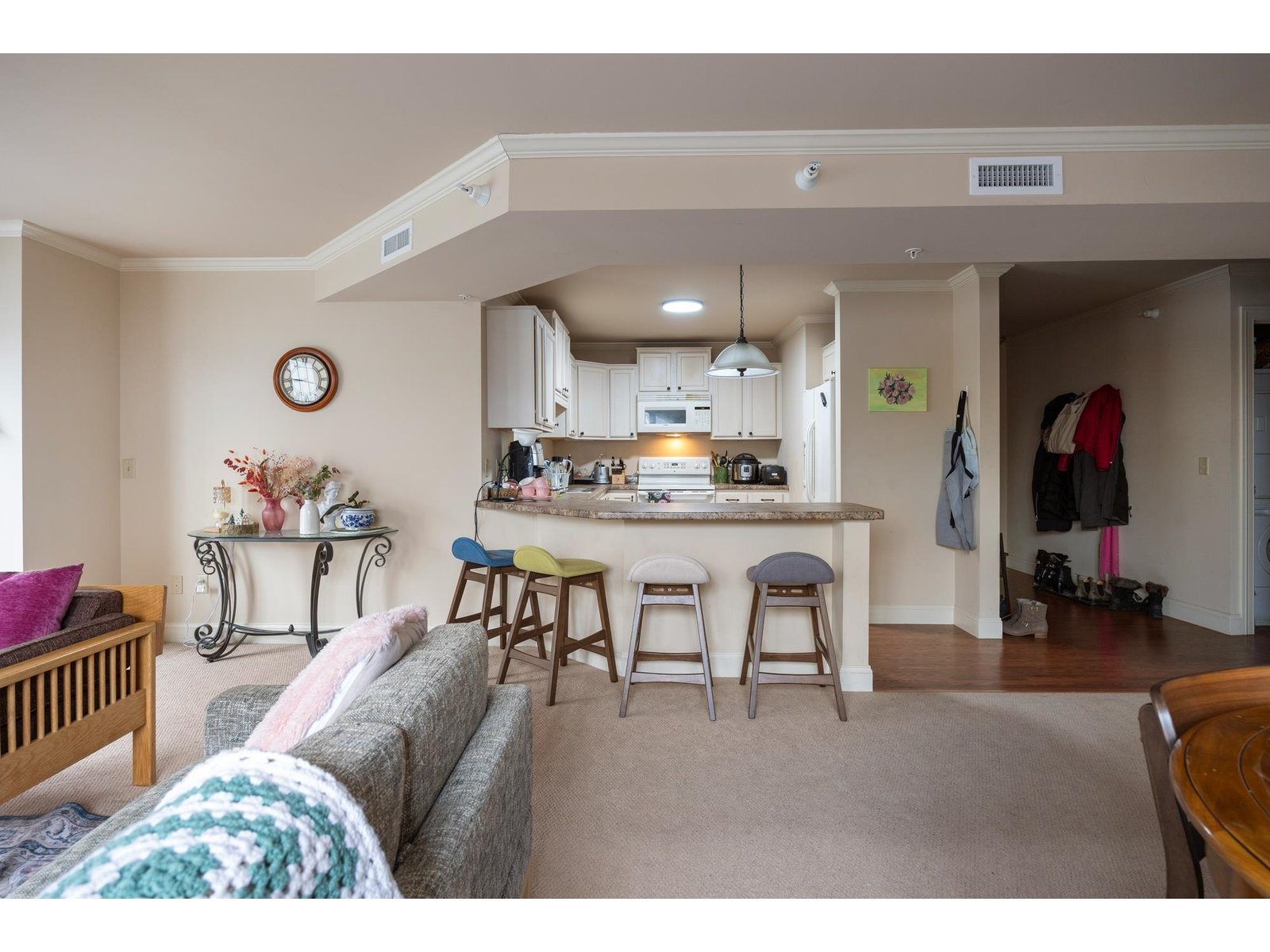 81 South Williams Street, Unit 403