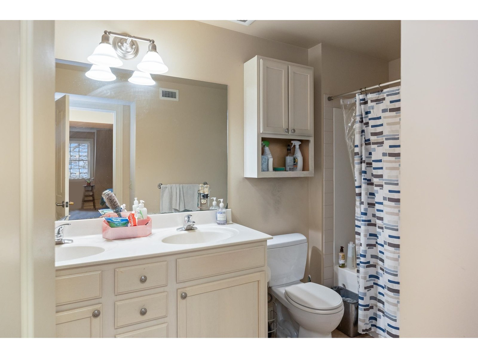 81 South Williams Street, Unit 403