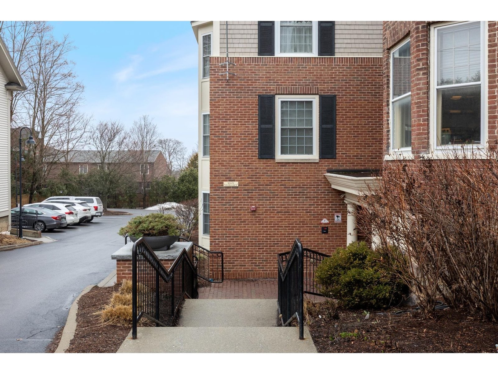 81 South Williams Street, Unit 403