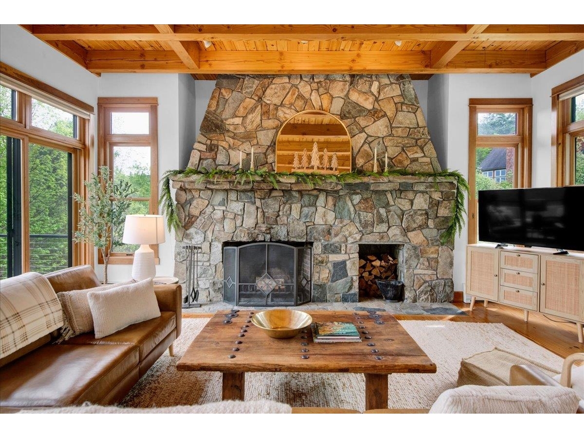 81 Town Farm Road