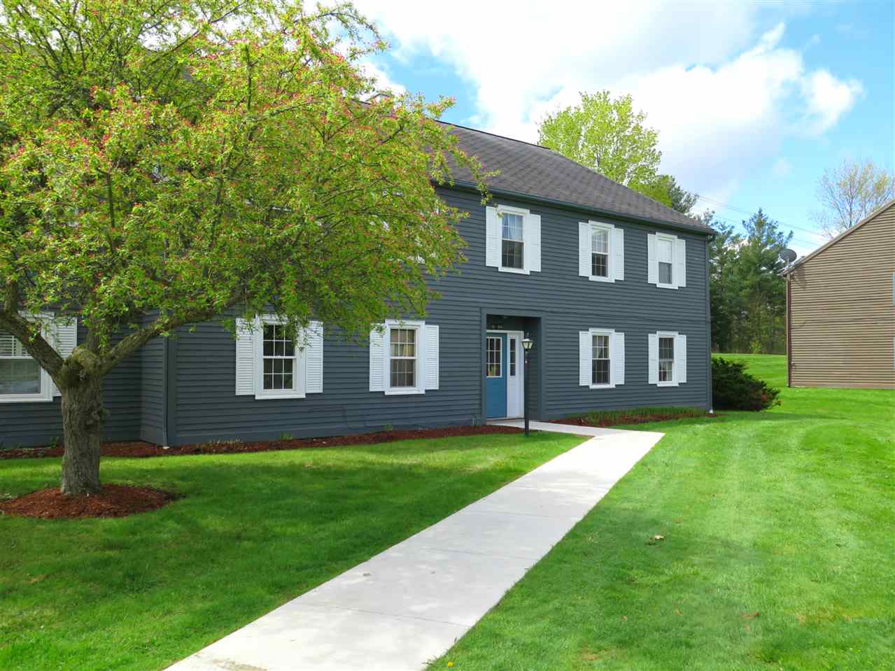 81 Twin Oaks Terrace