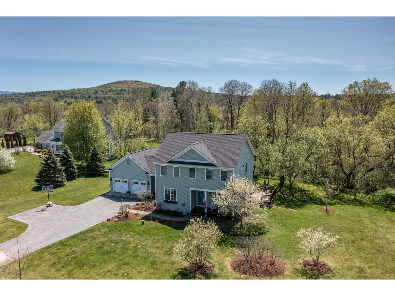 81 Weed Road