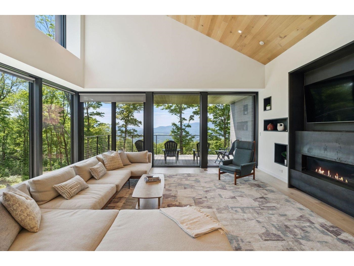 811 Bear Creek Lane