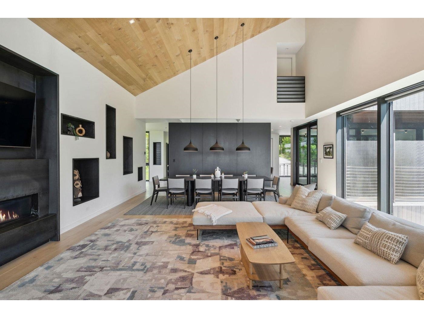 811 Bear Creek Lane