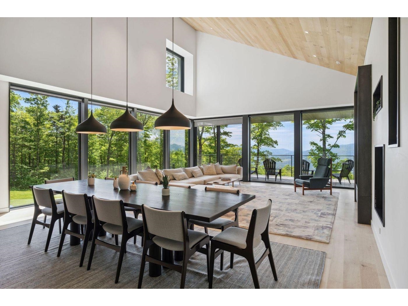 811 Bear Creek Lane