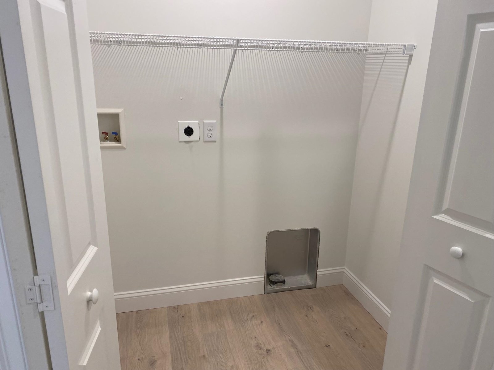 814 Harbor View Drive, Unit 9B