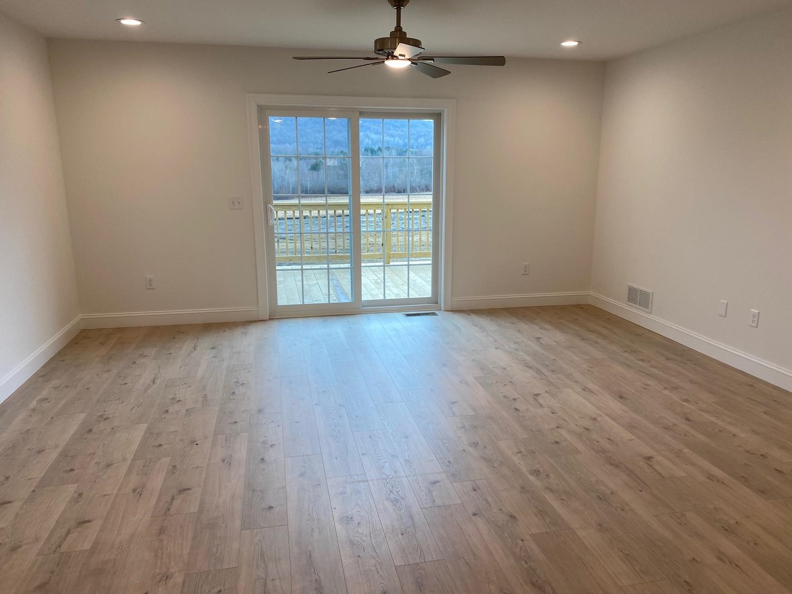 814 Harbor View Drive, Unit 9B