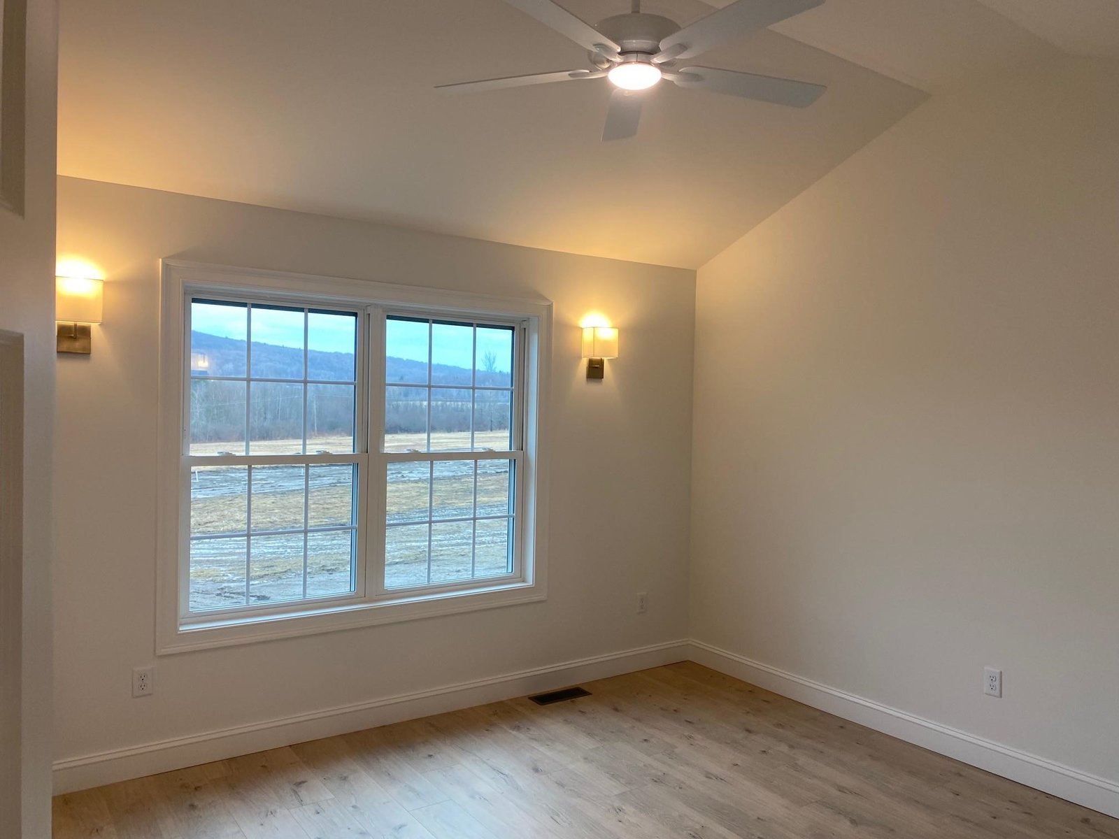 814 Harbor View Drive, Unit 9B