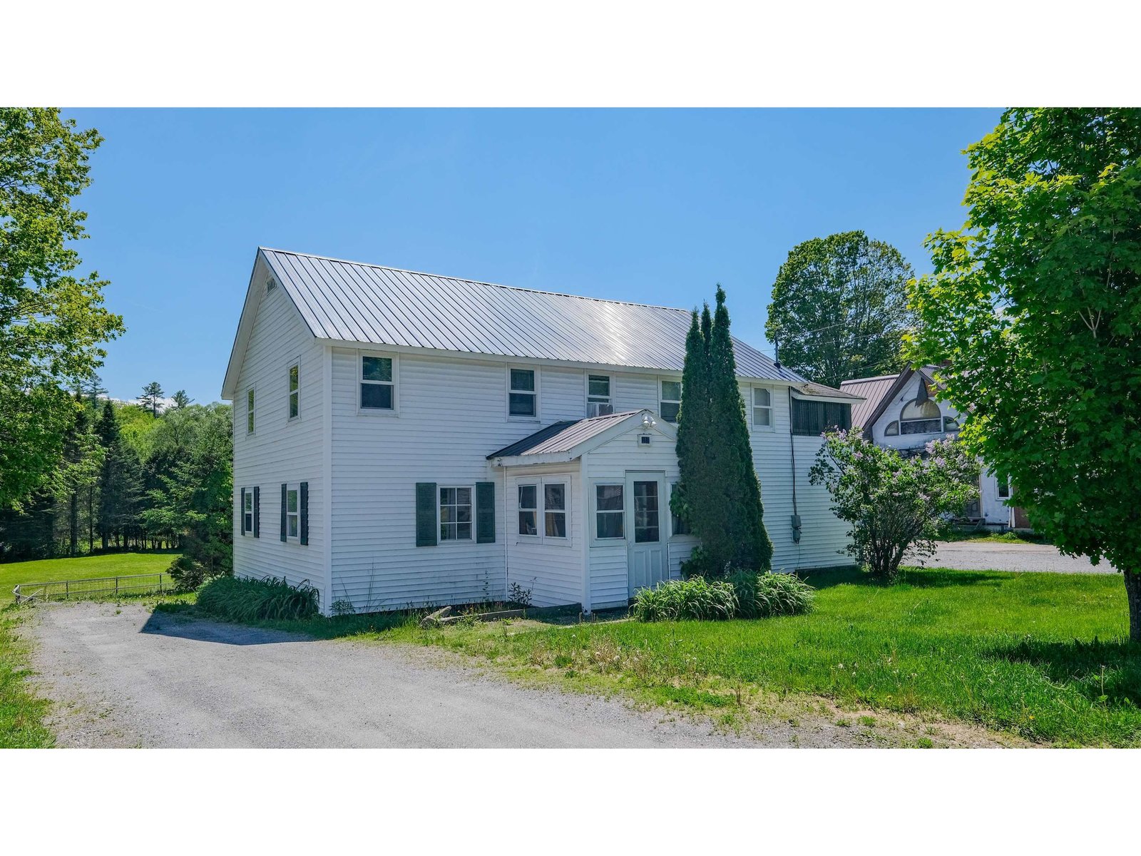 818 Main Street