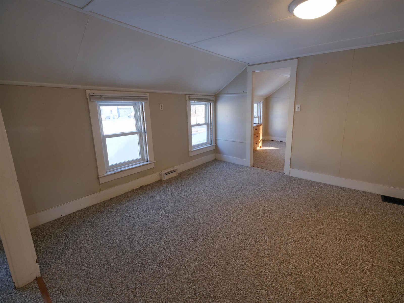 Unit 2 - Living/Dining