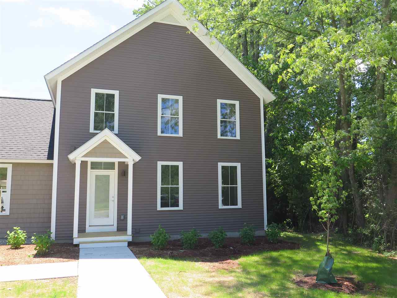 81A Center Road, Unit 81A