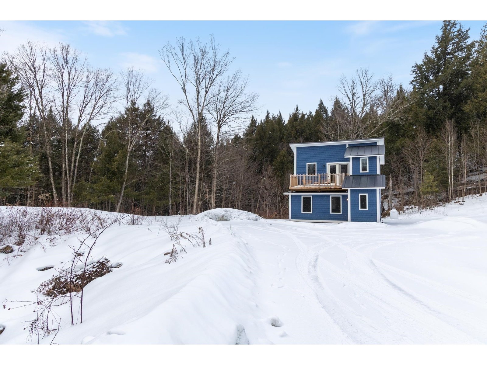 82 Angus Drive