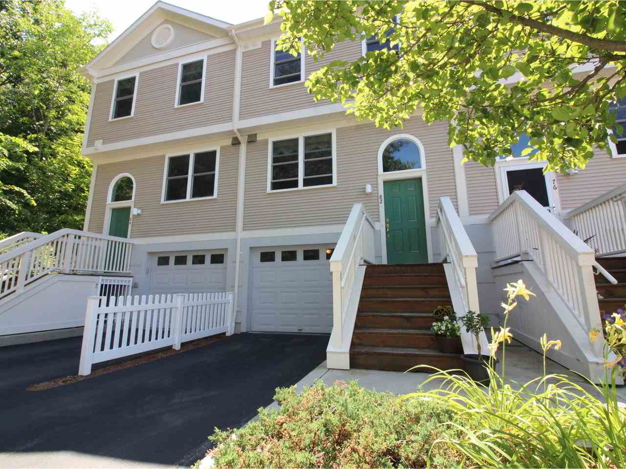 82 Finch Court