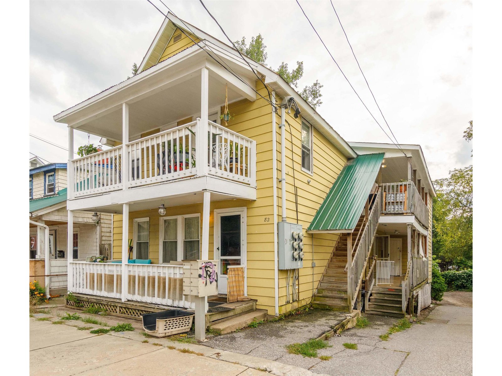 82 Mallett's Bay Avenue