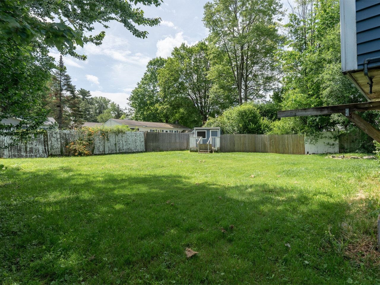 82 Oakwood Drive