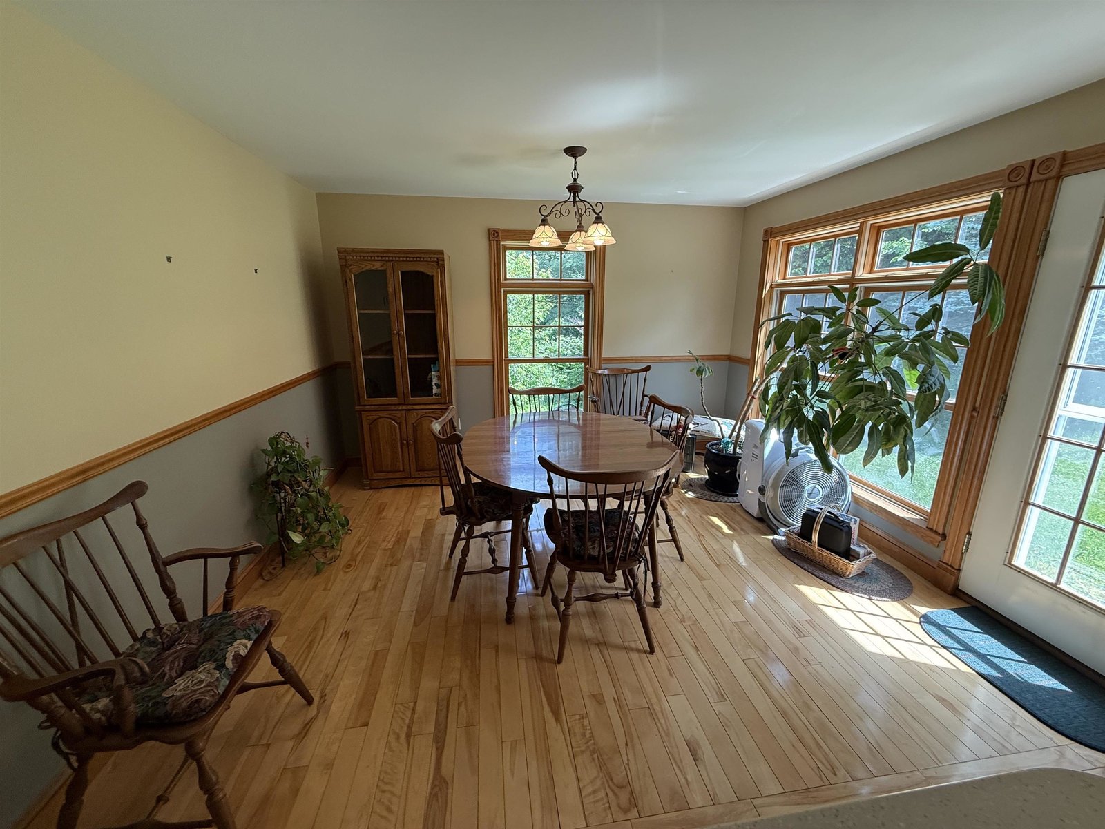82 Spring Creek Road