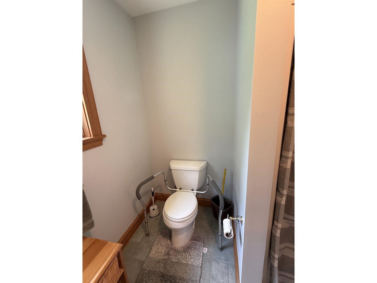 82 Spring Creek Road