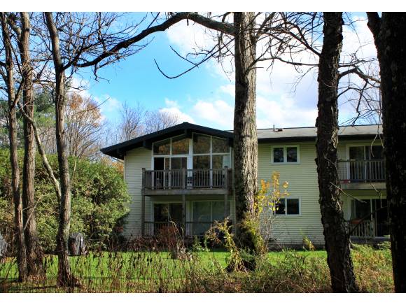 82 Towne Farm Lane, Unit 10