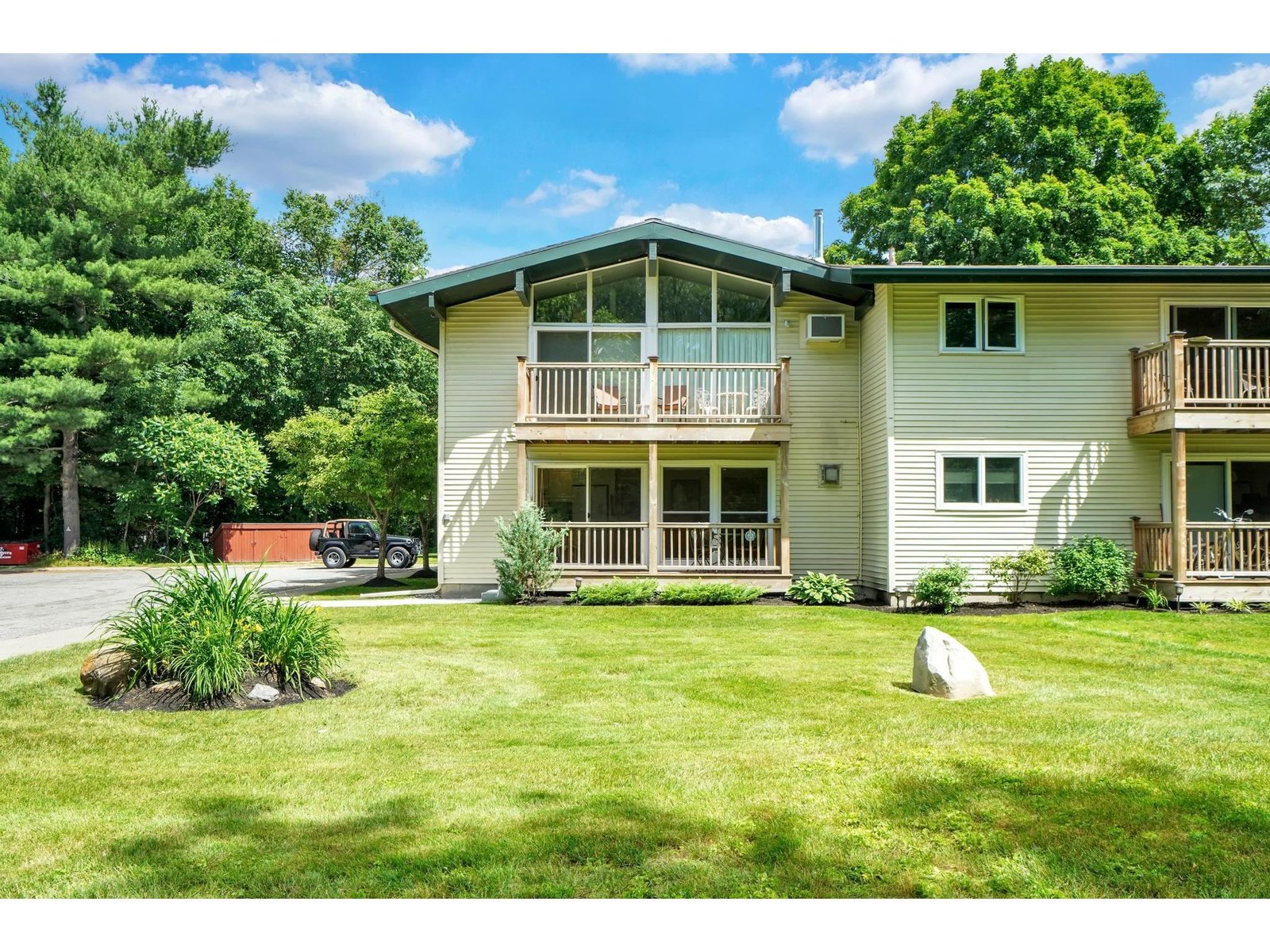 82 Towne Farm Lane, Unit 11