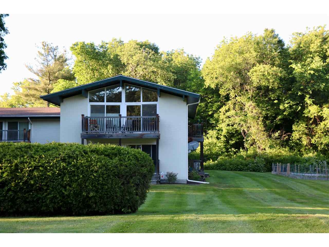 82 Towne Farm Lane, Unit 2