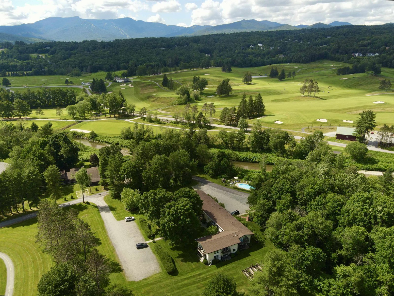 82 Towne Farm Lane, Unit 3