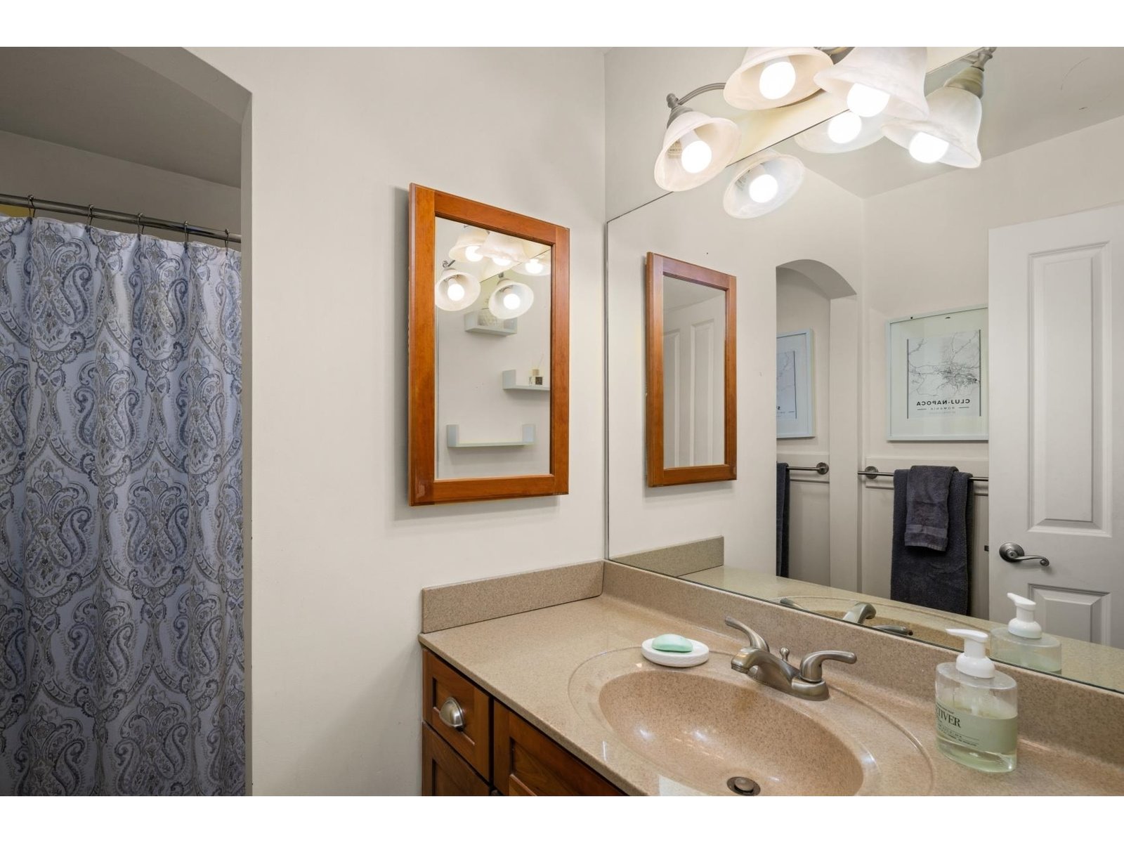 82 Towne Farm Lane, Unit 3