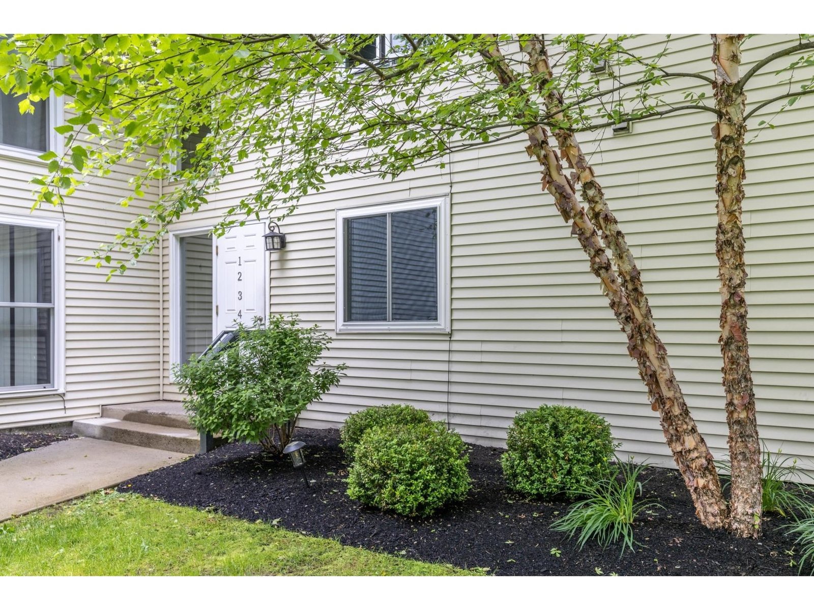 82 Towne Farm Lane, Unit 3