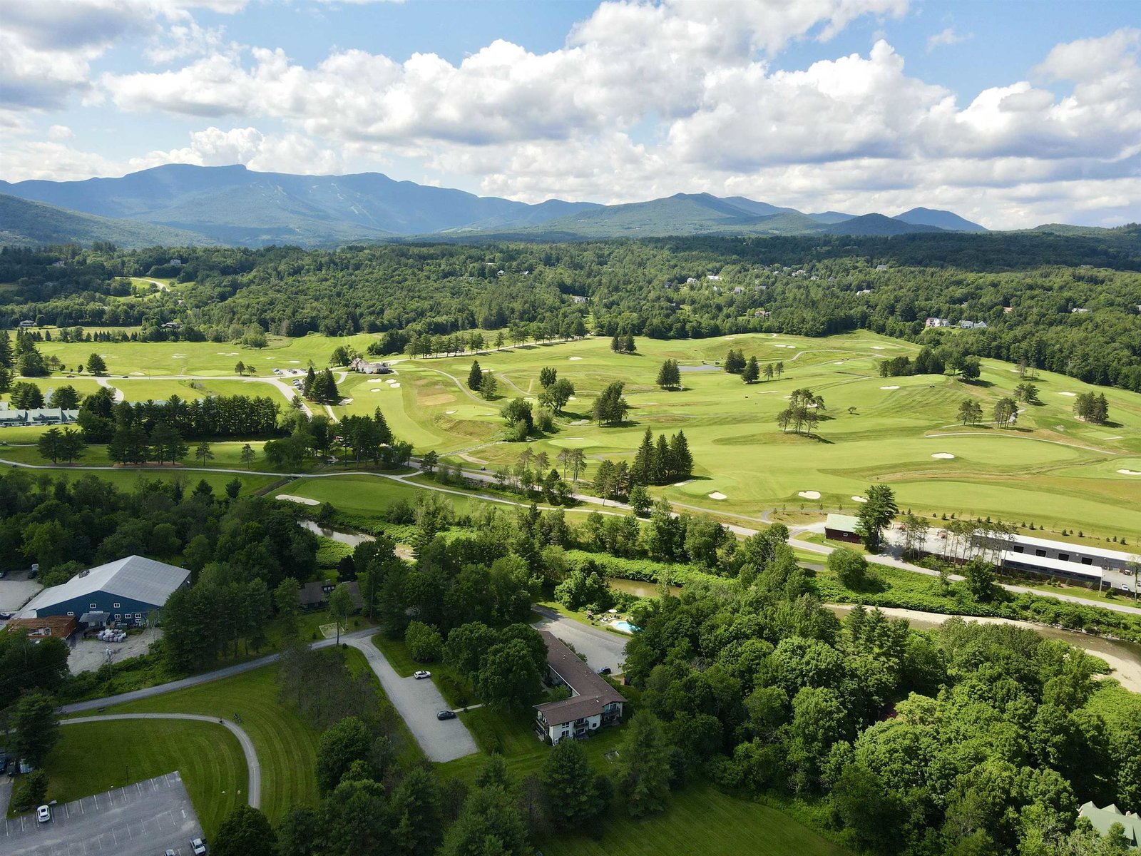 82 Towne Farm Lane, Unit 3