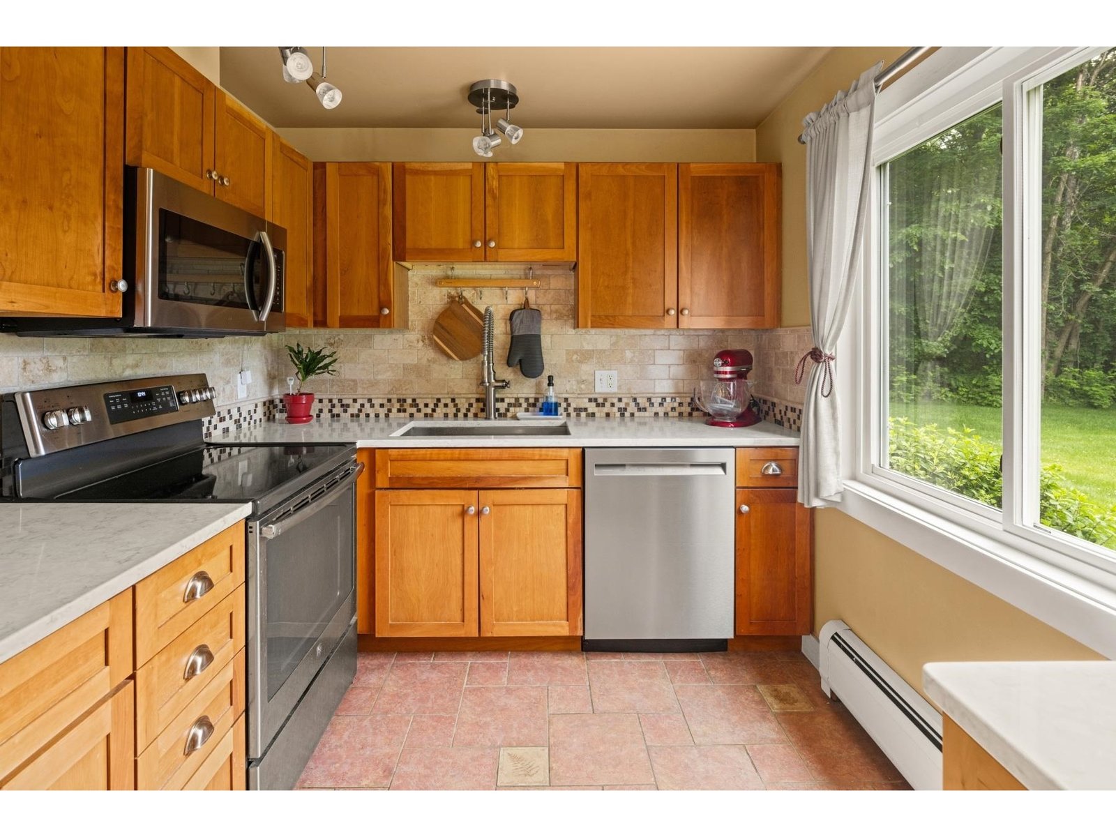 82 Towne Farm Lane, Unit 3