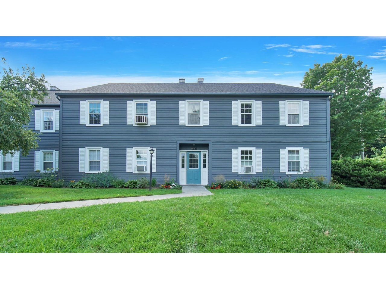 82 Twin Oaks Terrace