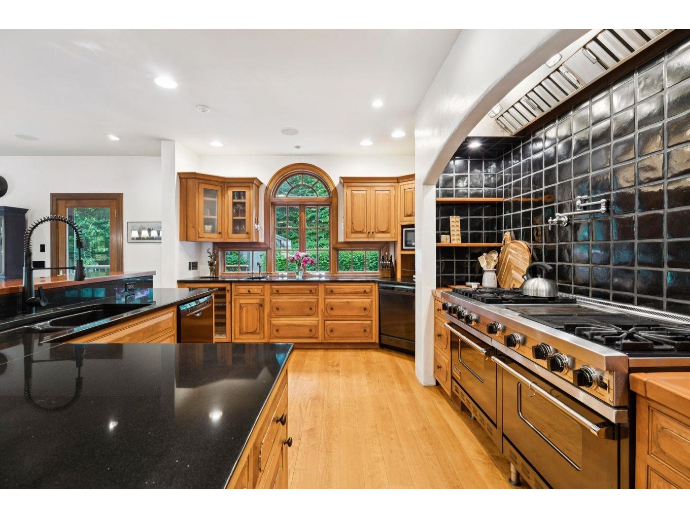 821 Little River Farm Road