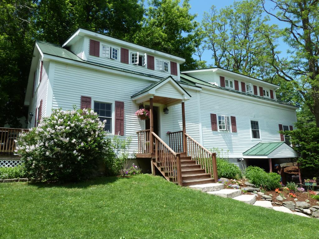 8242 Williston