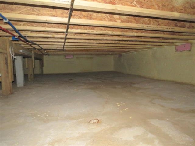 Crawl space
