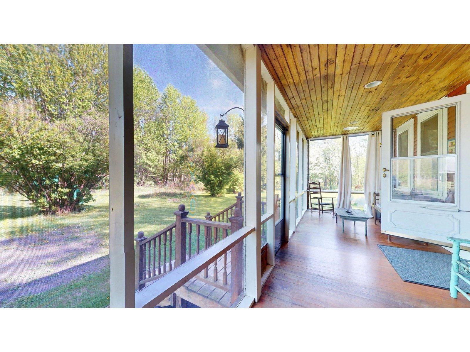 825 South End Road