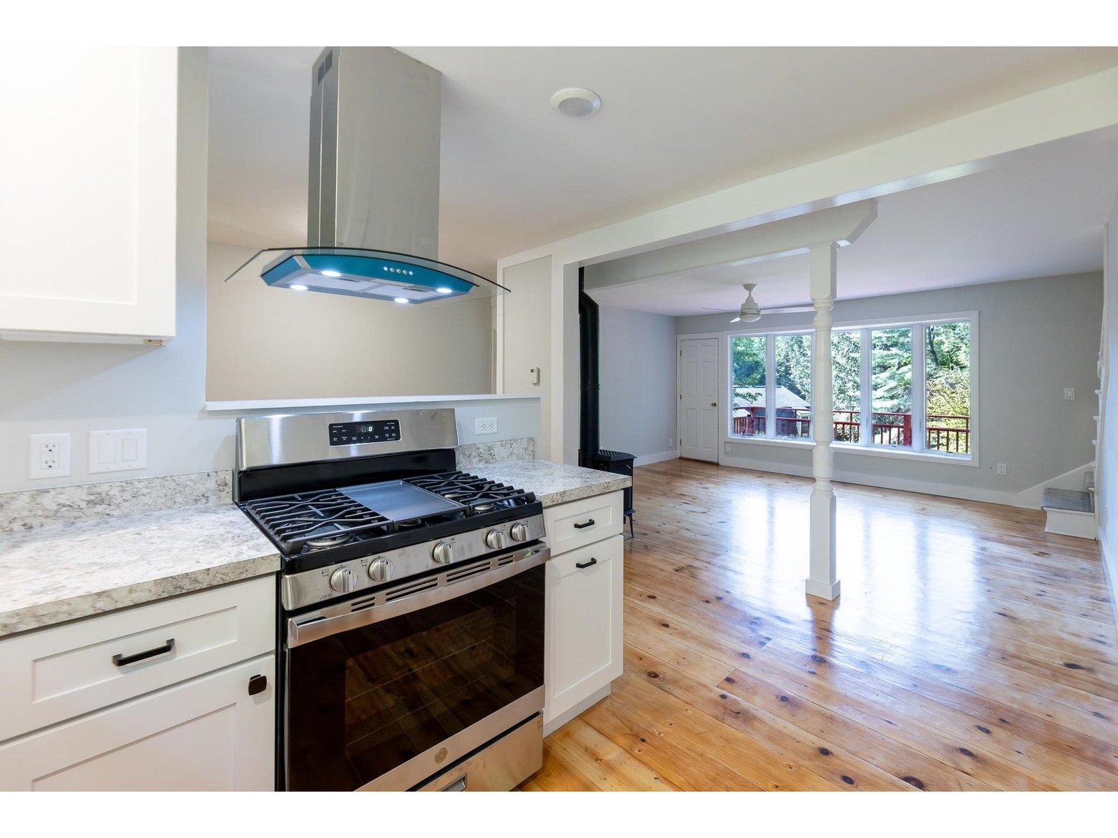 826 Hard Road, Unit B4