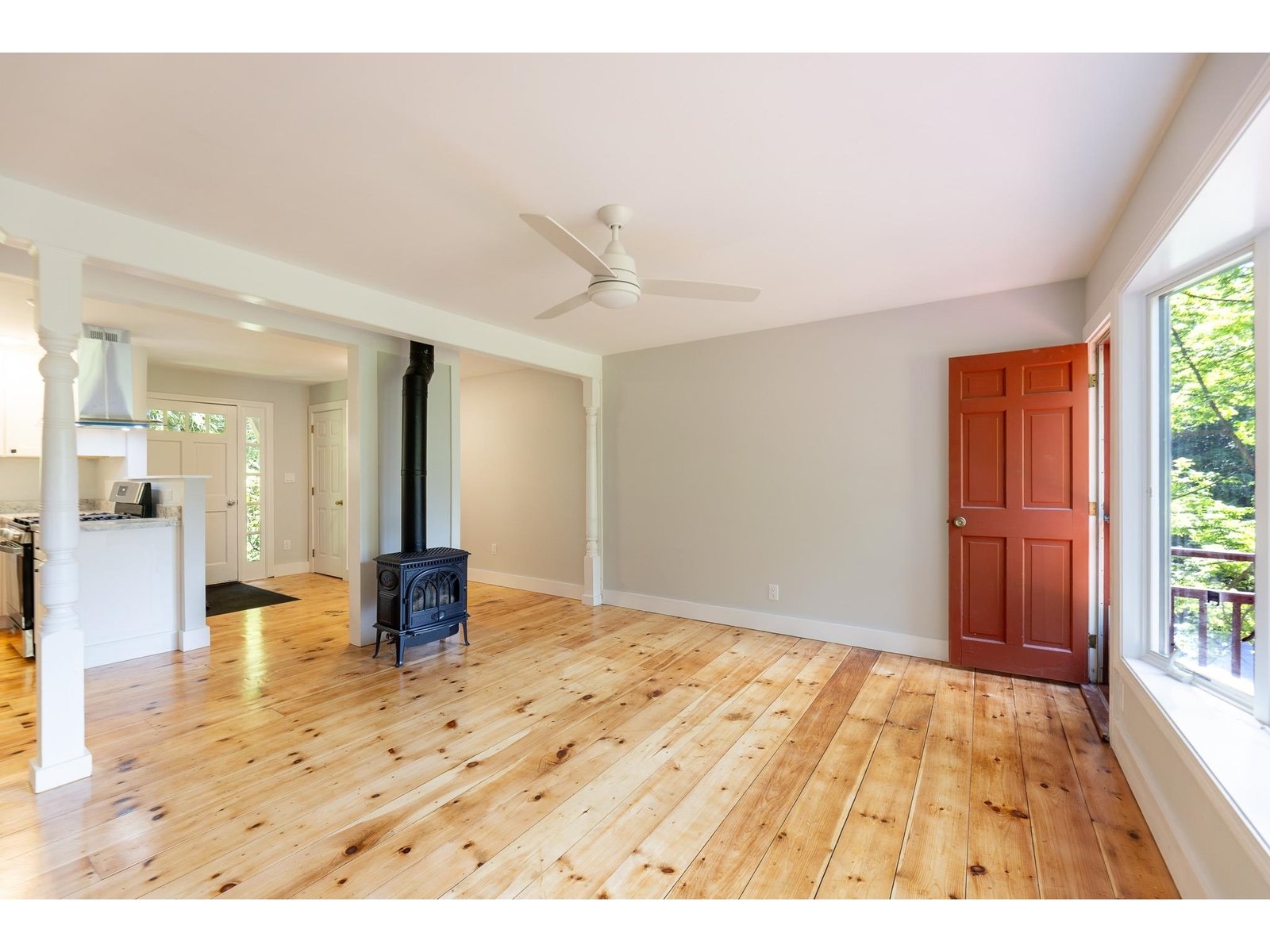 826 Hard Road, Unit B4