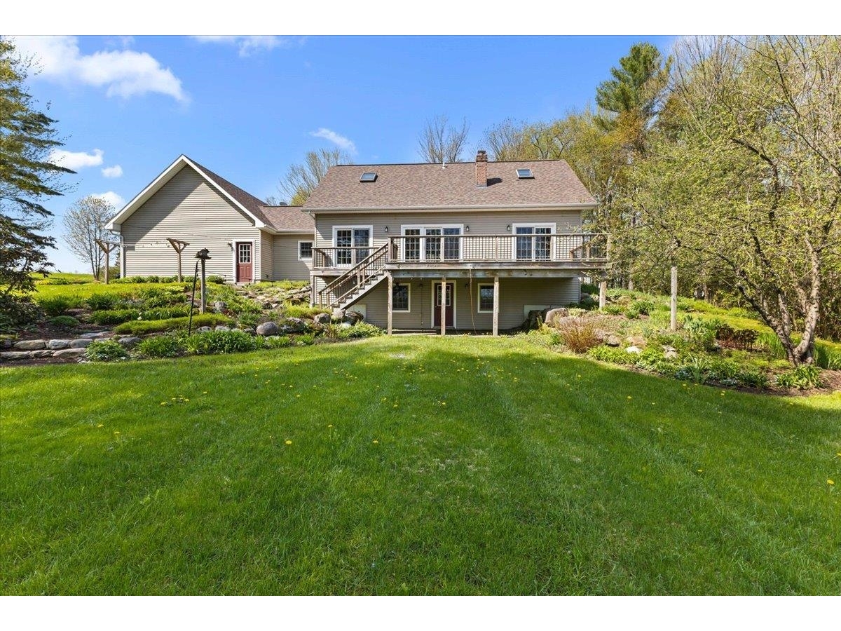 826 Trombley Hill Road, Hyde Park