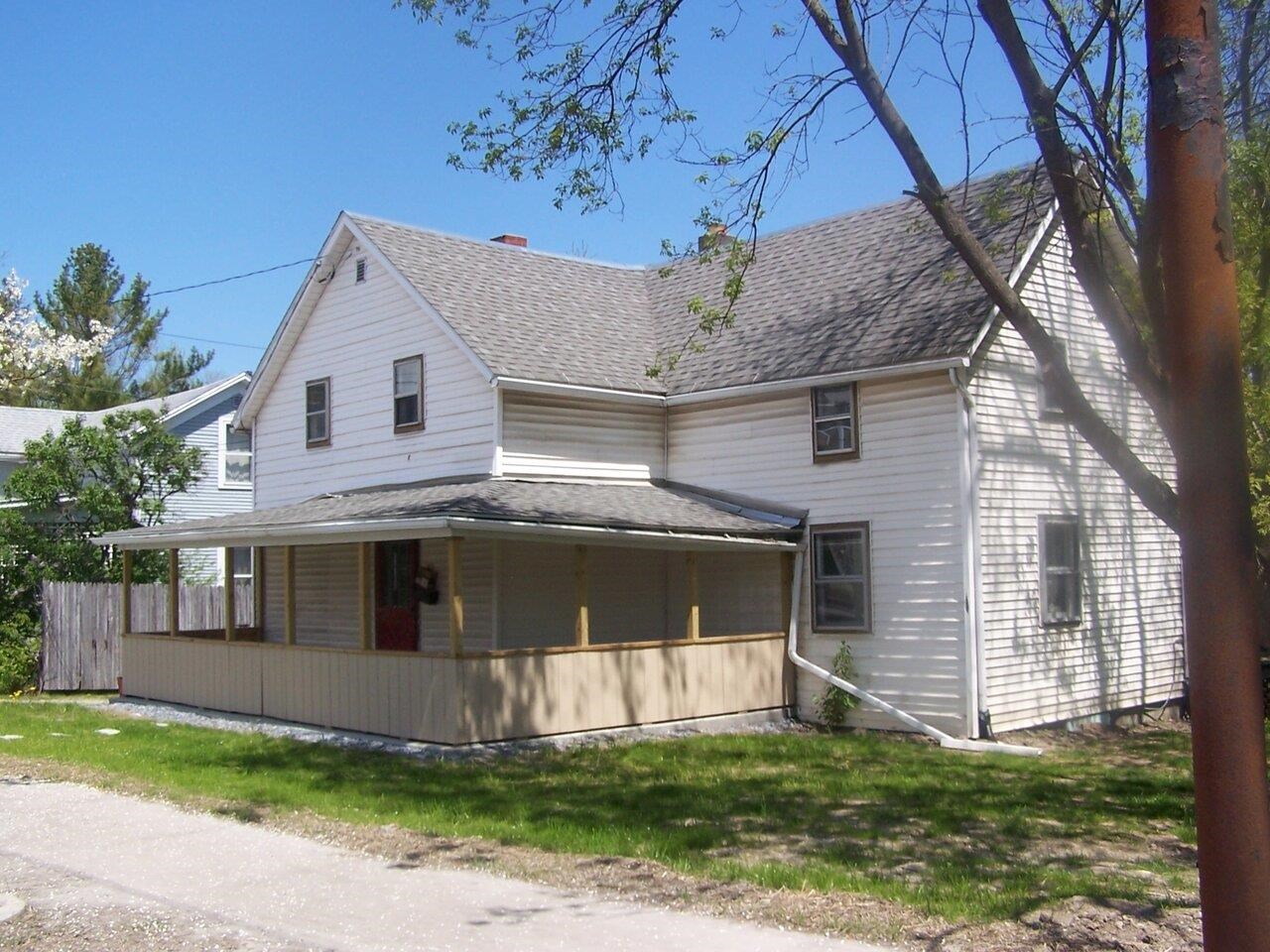 83 Court Street