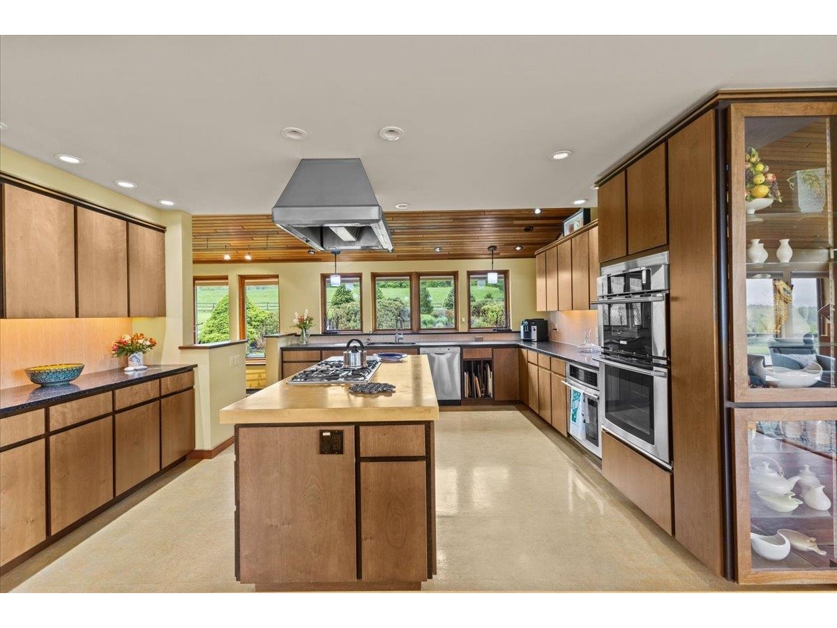 83 Dewey Farm Road