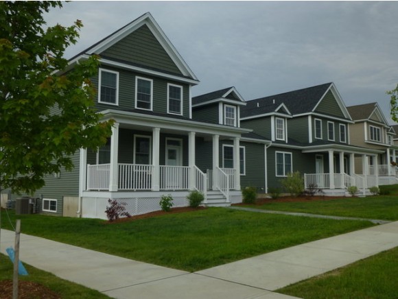 83 Flanders Lane, Unit 17-2