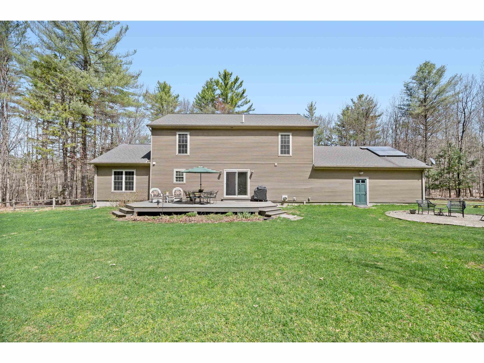 83 Notch Road