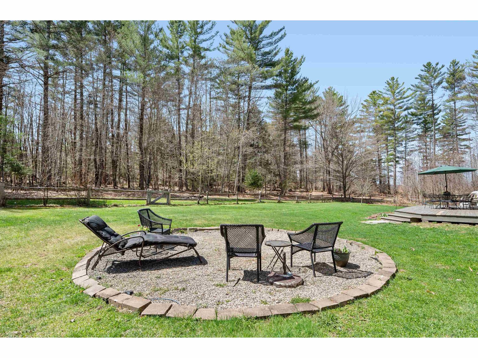 83 Notch Road