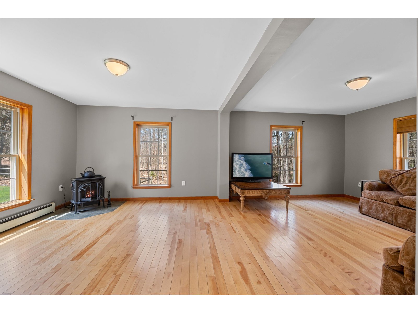 83 Notch Road
