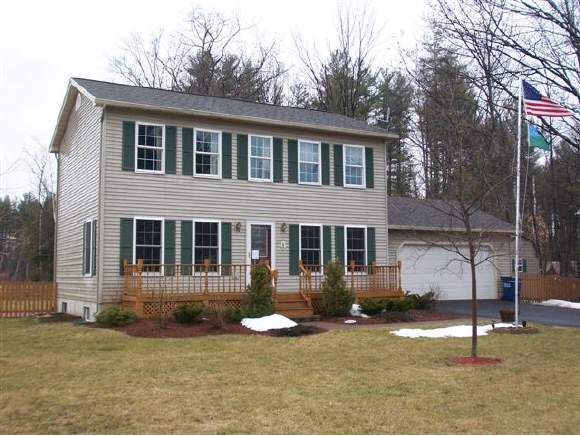 83 Overlake Dr