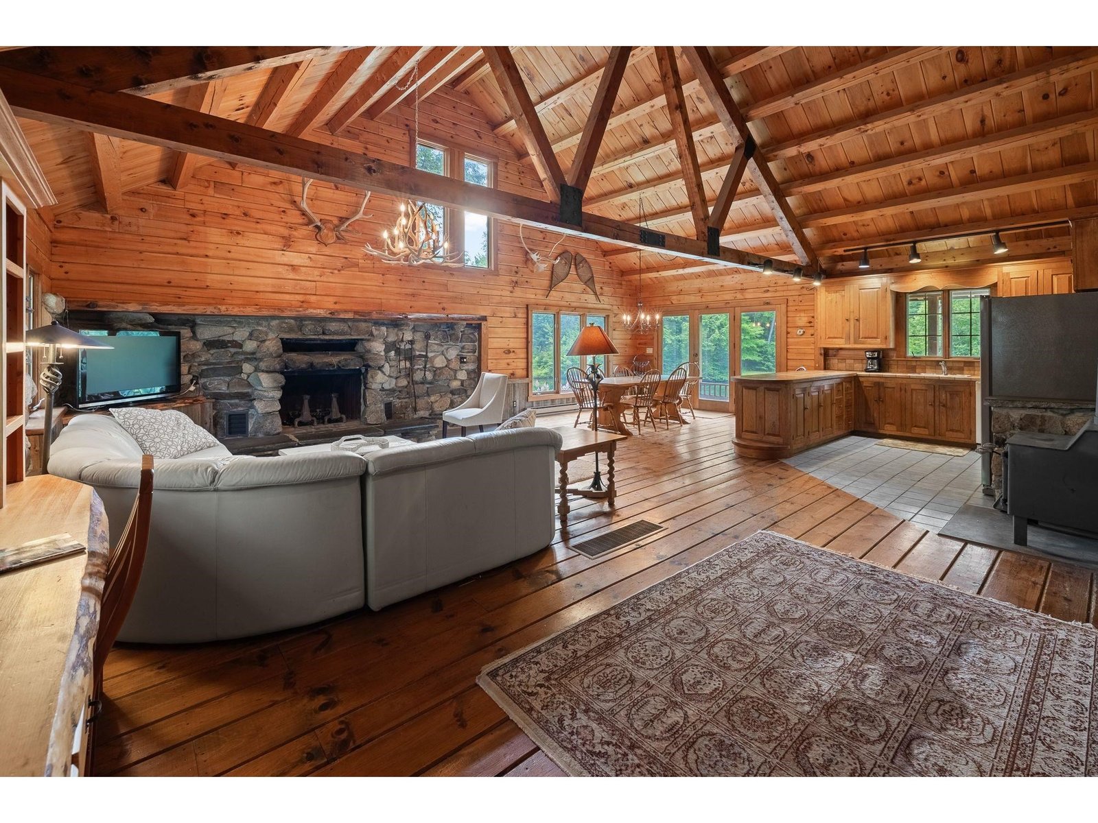 830 Old Schoolhouse Road
