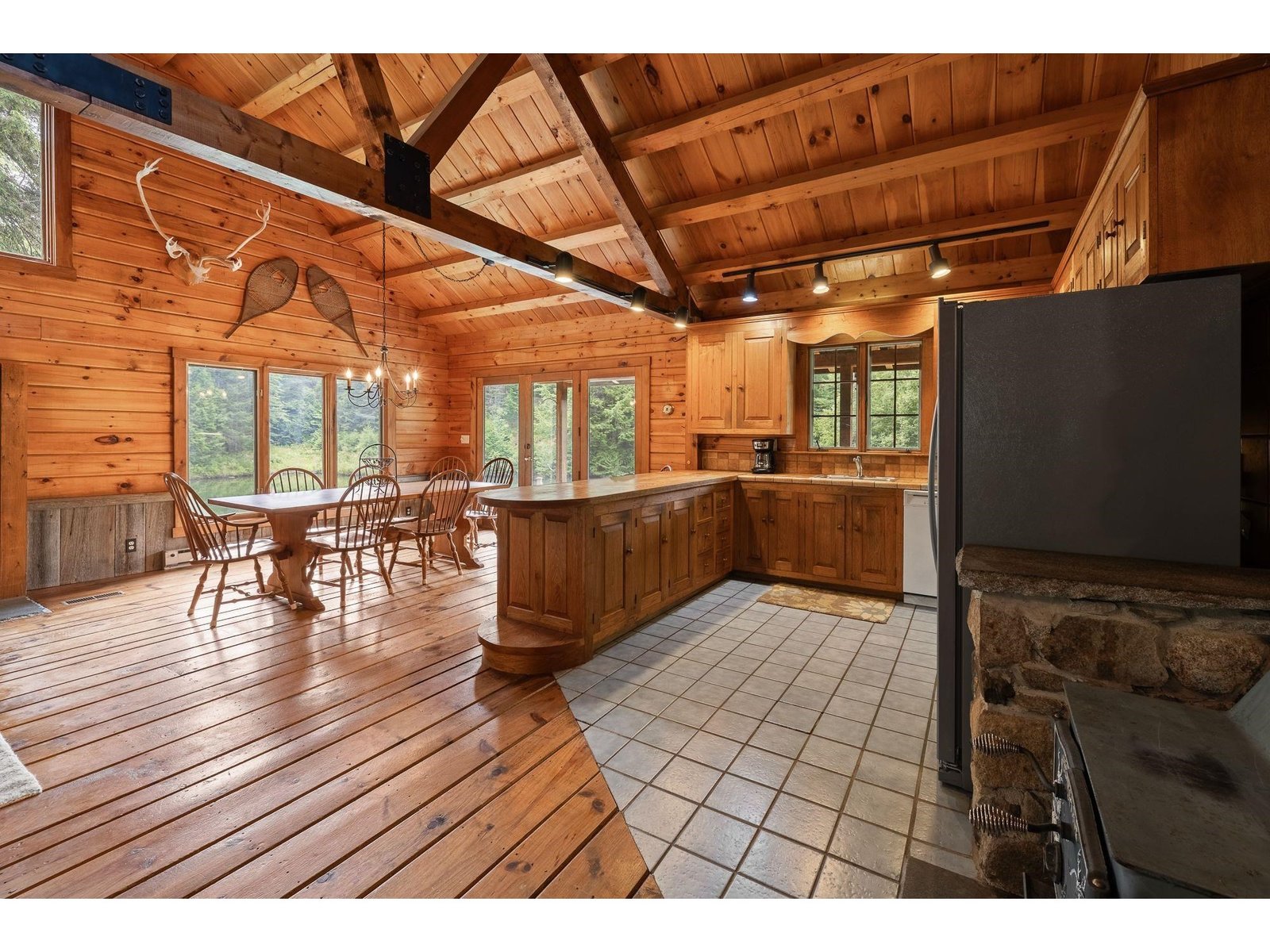 830 Old Schoolhouse Road